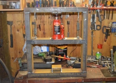 Как изготовить пресс для гаража своими руками (чертежи, видео). Конструктивные особенности самодельного гаражного пресса. Выбор гидравлического дом...