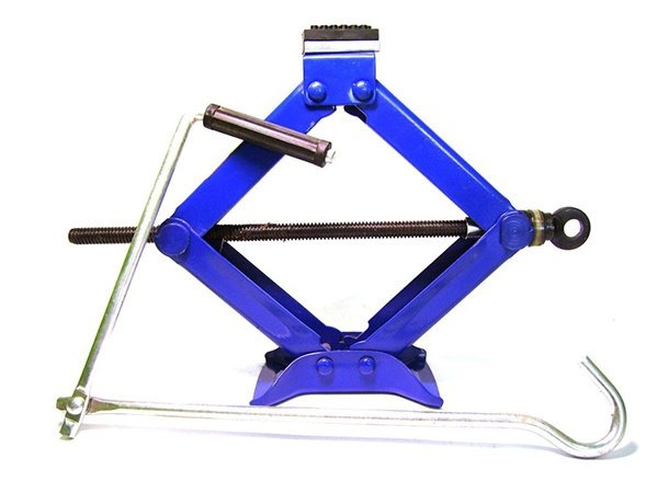 На что обратить внимание при выборе автопогрузчика? Советы и рекомендации
